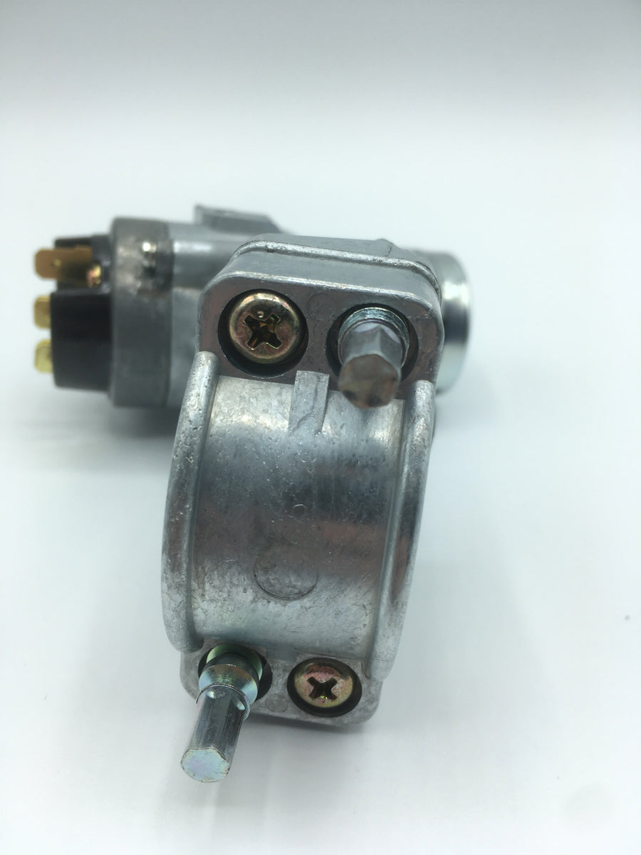 Switchとカセット3つ Datsun S30 (240Z, 260Z, 280Z) Ignition Switch with Keys