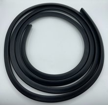 Load image into Gallery viewer, Datsun 510 Sponge Rubber Trunk Seal