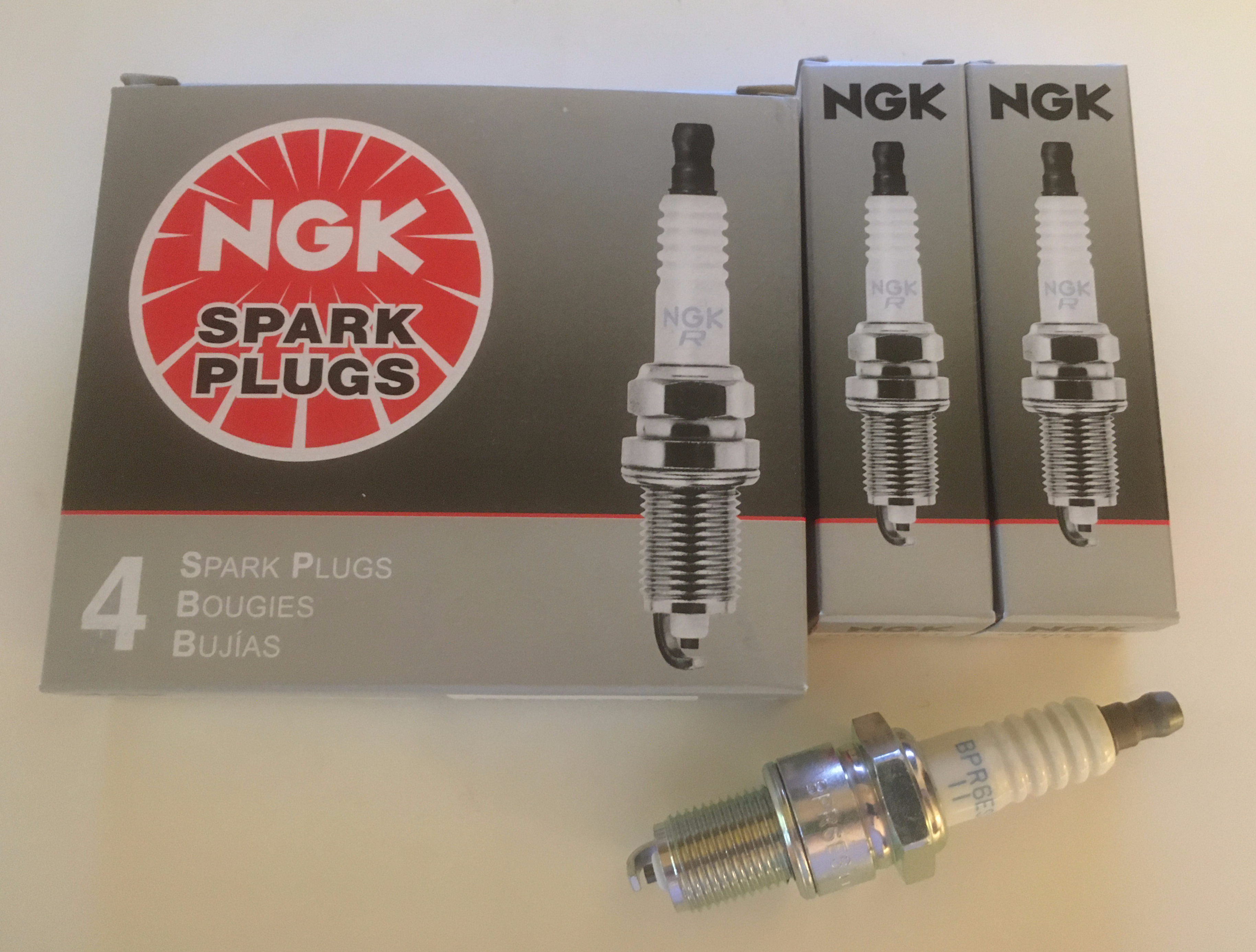 NGK BPR6ES-11 (7133) Spark Plug Set of 6 - fits Datsun 280ZX